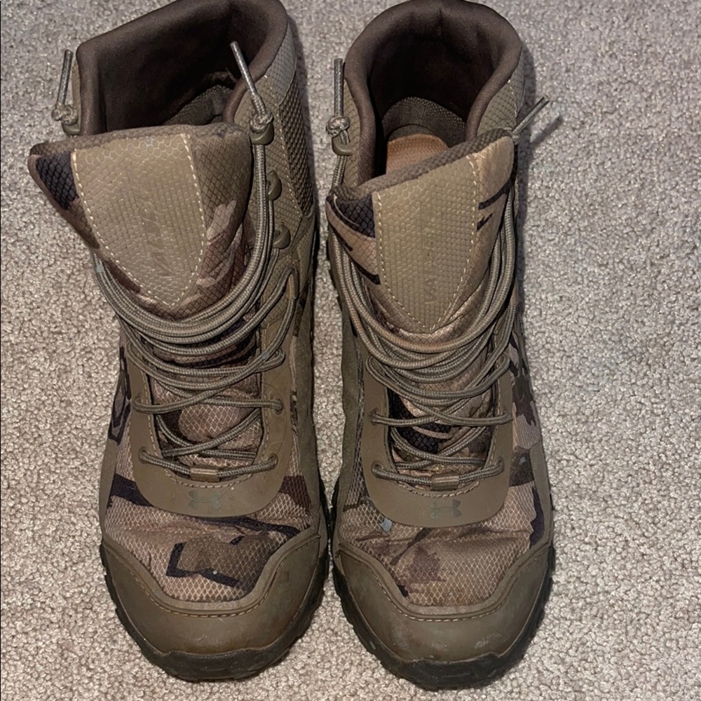 Men’s Under Armor Valsetz Camouflage Lace-Up Boots size 10
